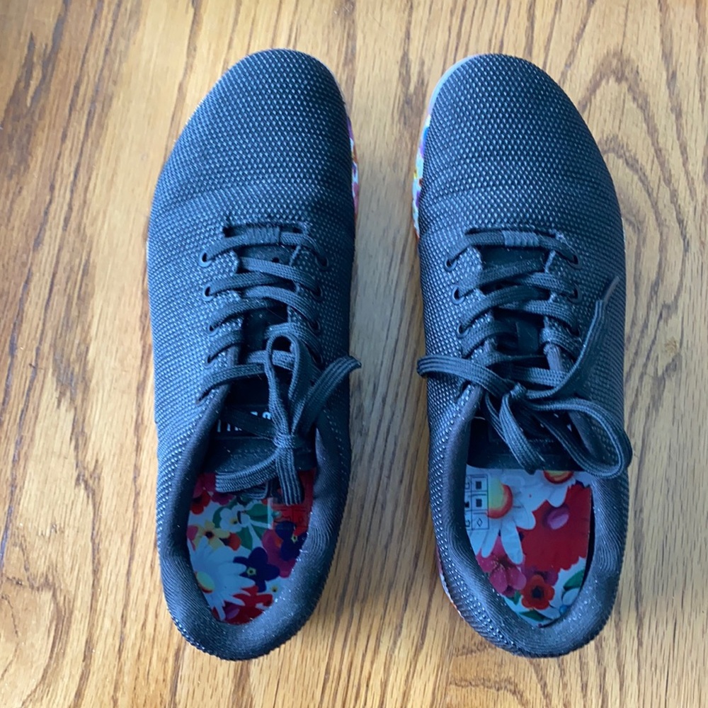 NOBULL Black Daisy Trainer Women’s Size 11